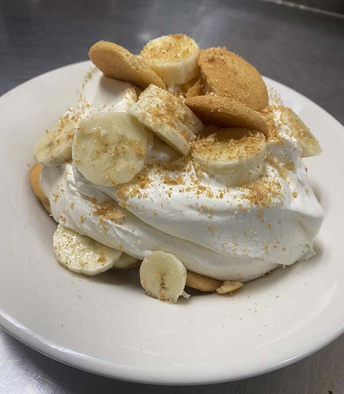 A delicious dessert on a plate, perfect to enjoy after your meal at Studebakers Pizza & Tap Wall Gatesville TX.